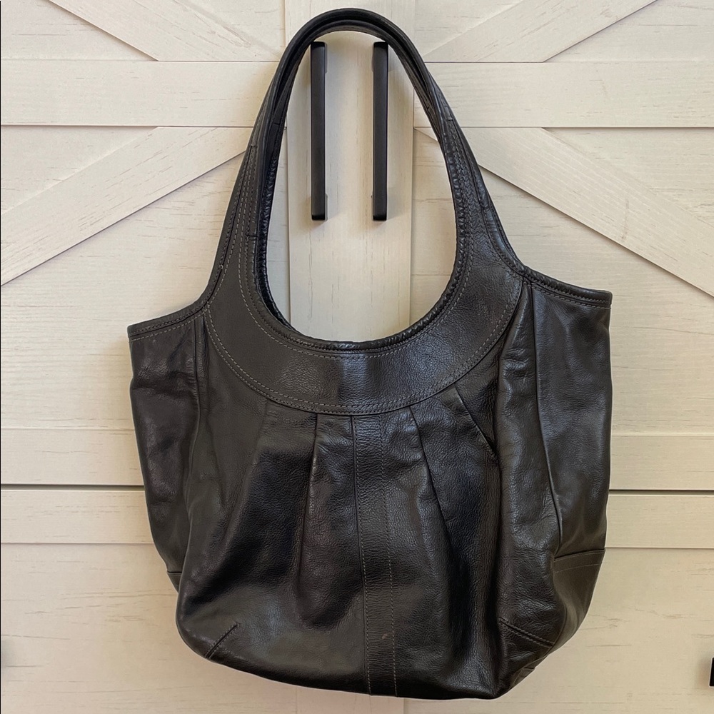 Rare Coach Black Leather Ergo Purse 12247
